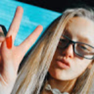 Meet your Posher, Creative